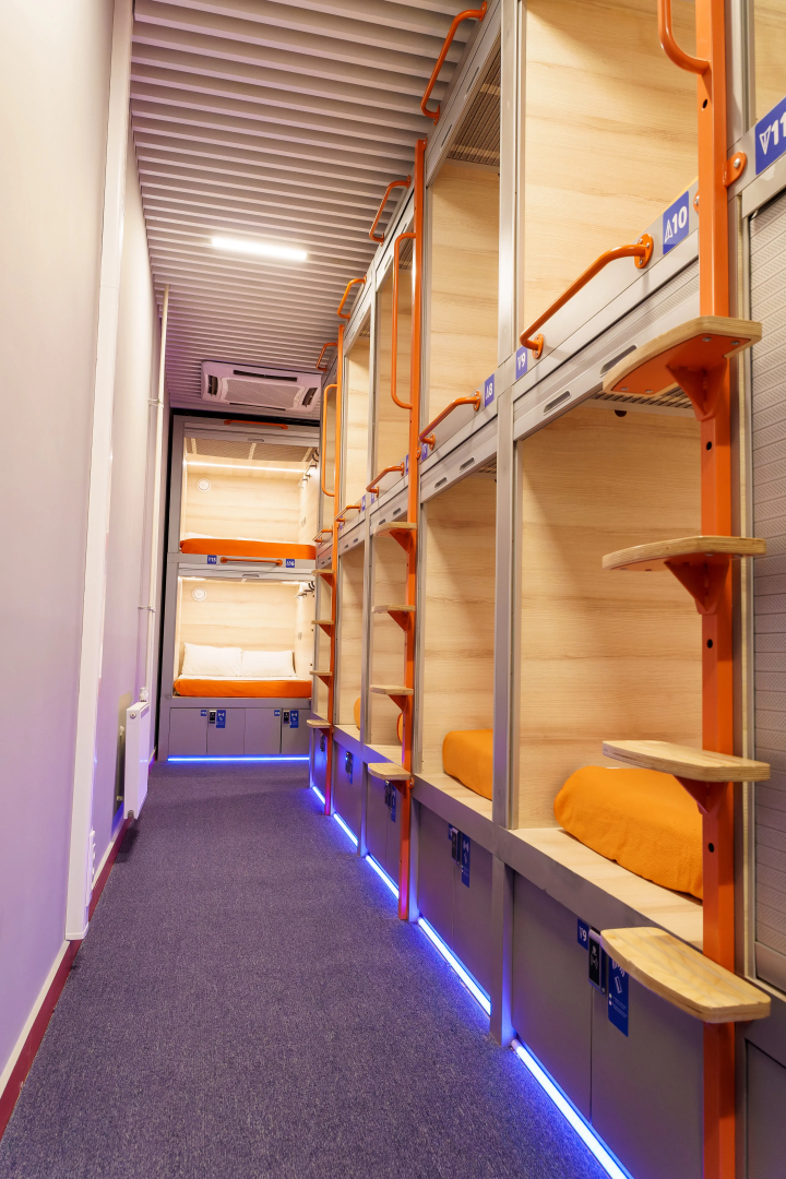 Капсульный отель Sleep&Fly DME