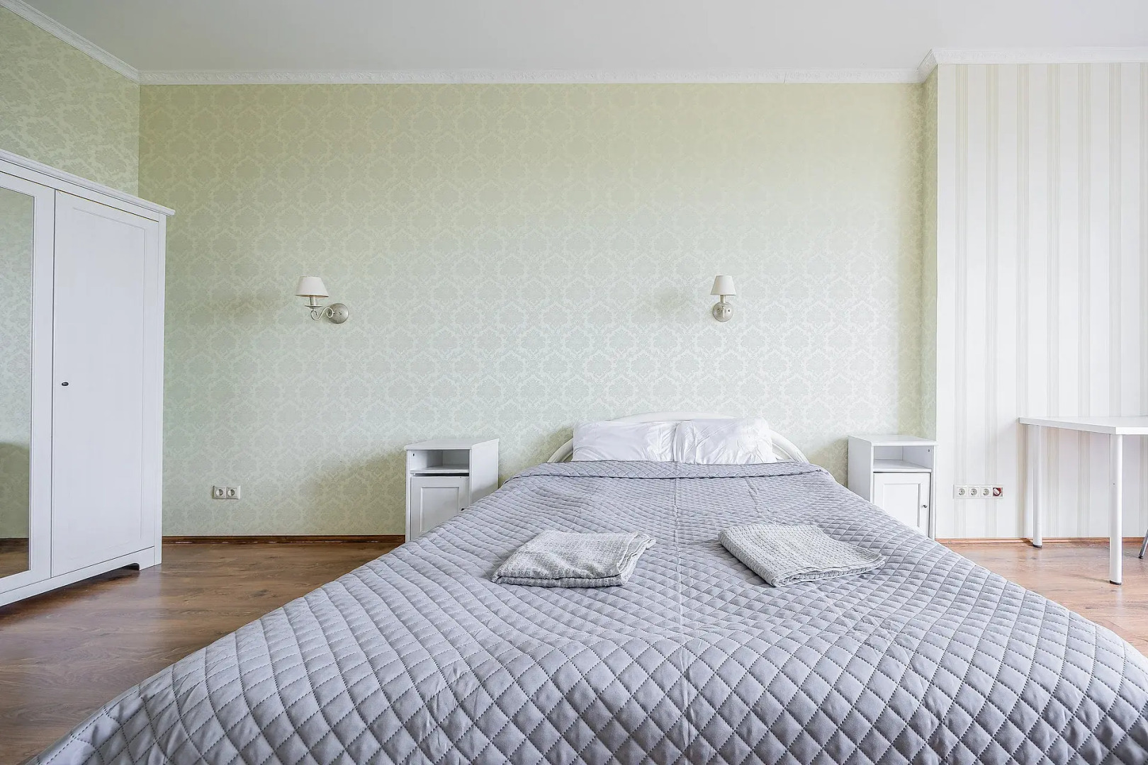 Апартаменты Top House Студеная 68А