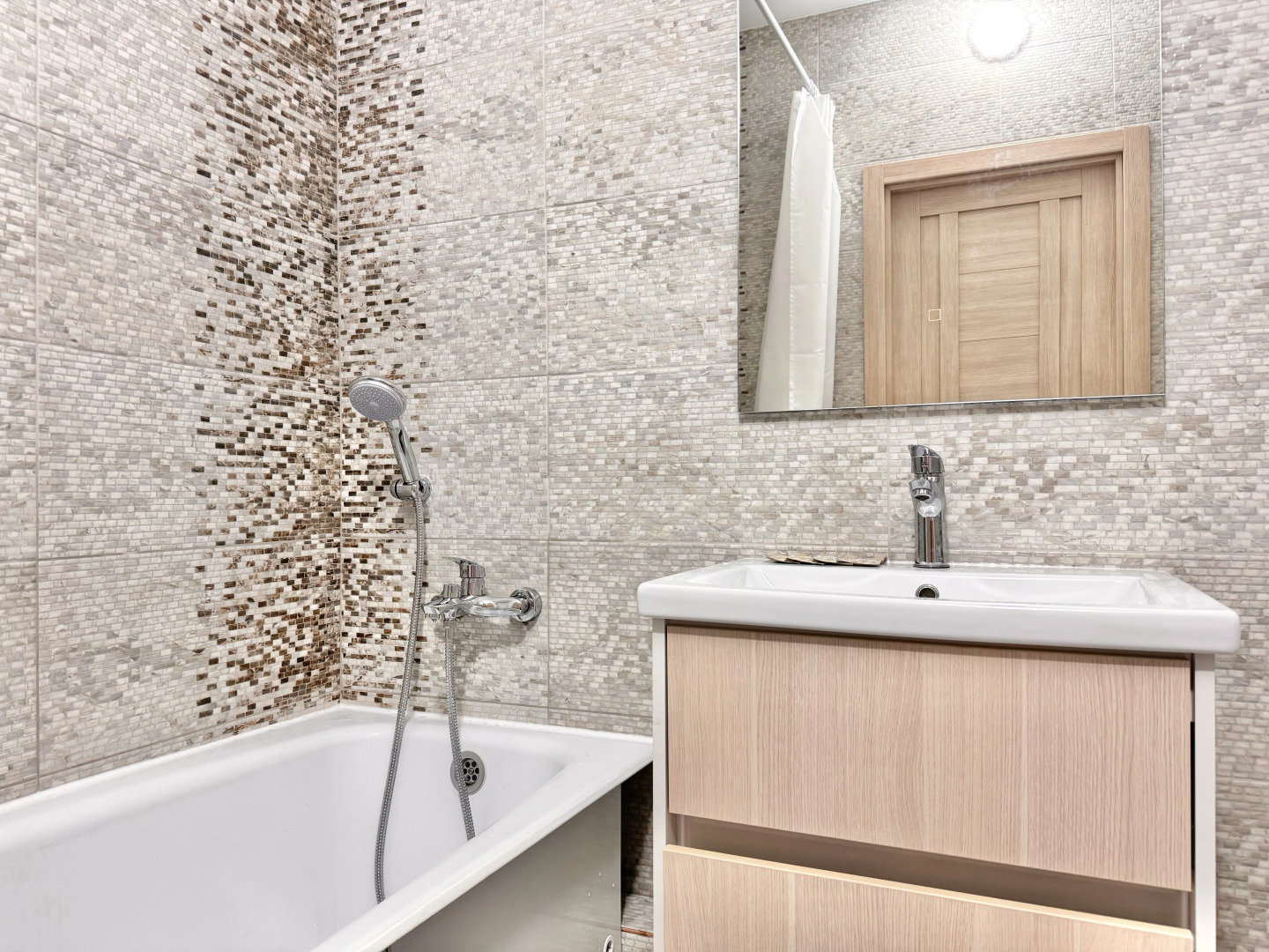 Квартира Hugge Place [Объект 185]