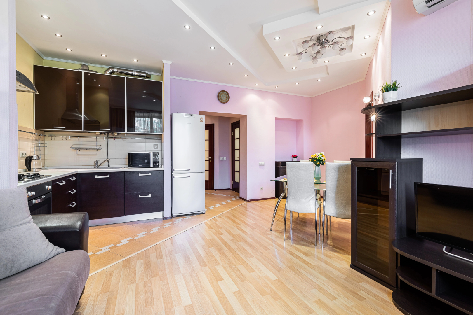 Апартаменты на Зои Космодемьянской