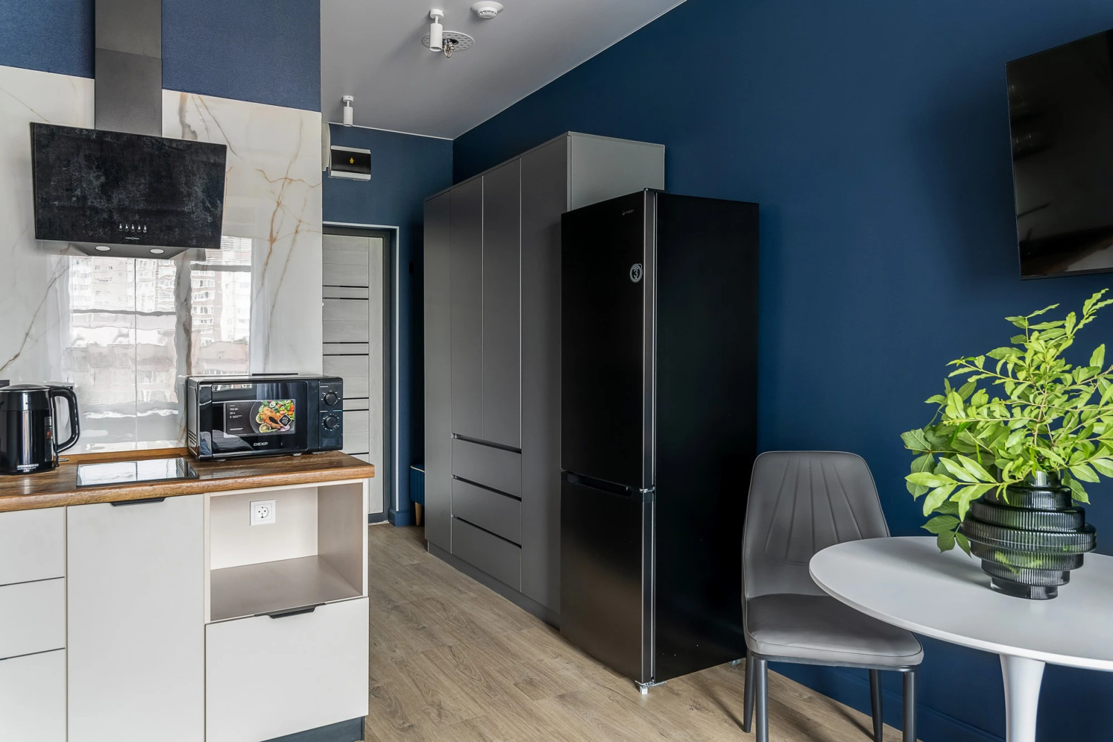 Апартаменты Prim Rooms Aura Dark Jungle