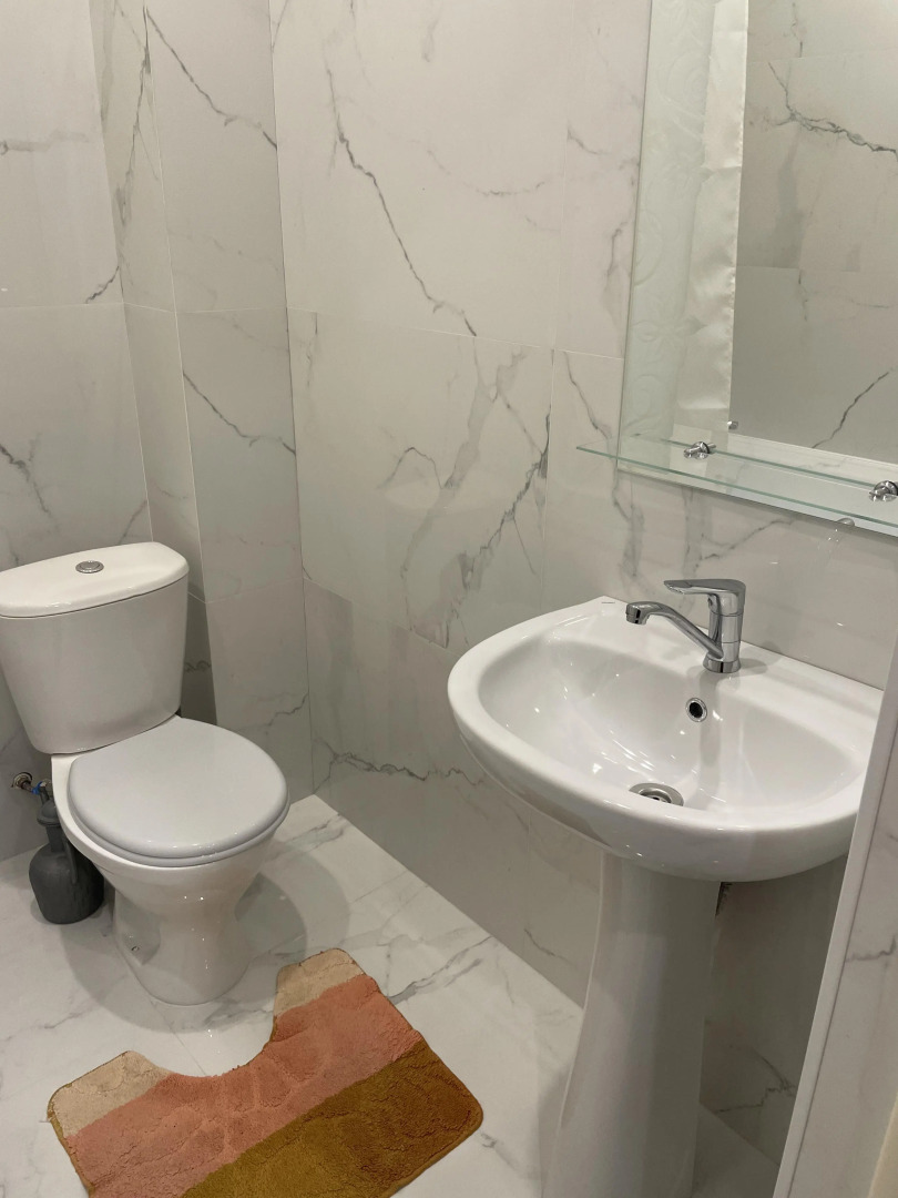 Апартаменты с Двумя Спальнями в Центре