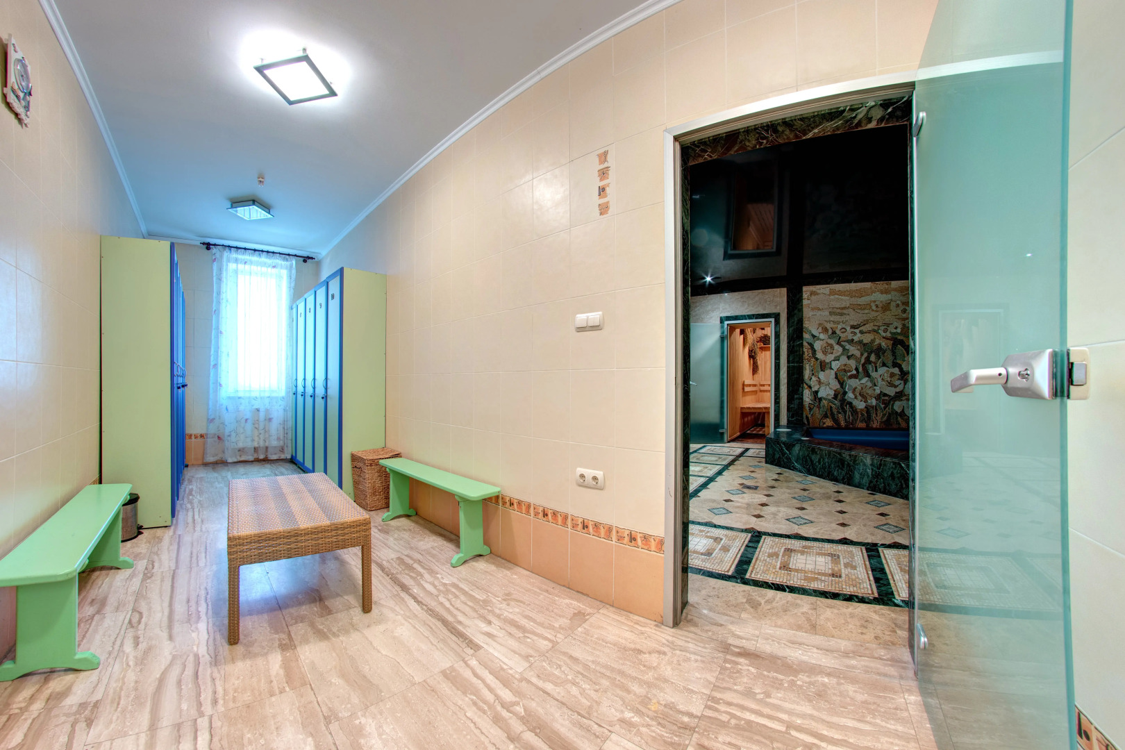 Отель Лаванда Кантри Клаб