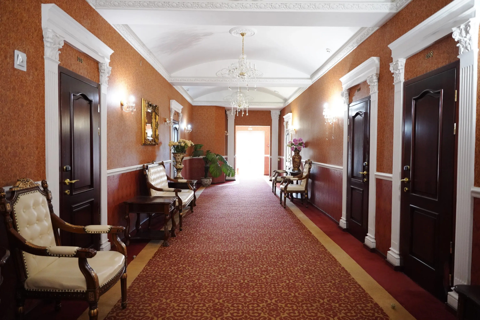 Отель Александр