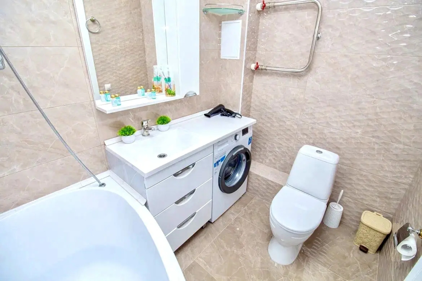 Апартаменты FSF Премиальные с массажёром и кофемашиной