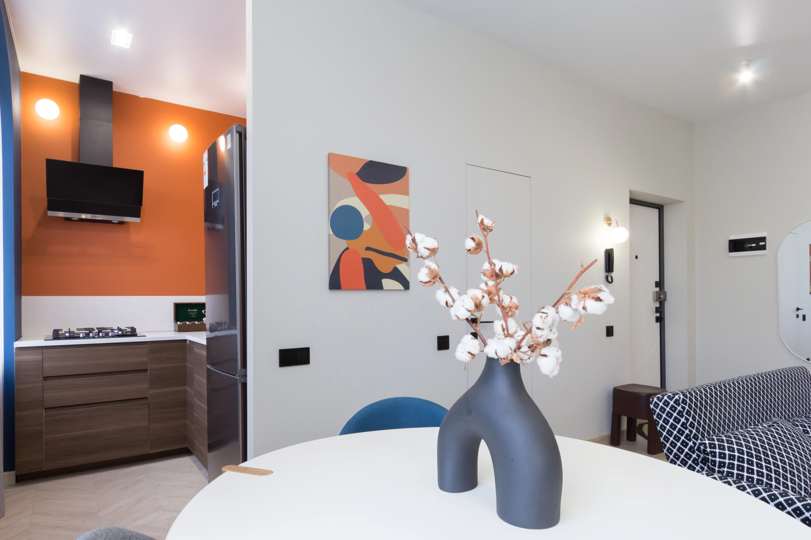 Квартира Величественная сталинка на набережной в историческом центре города-героя.