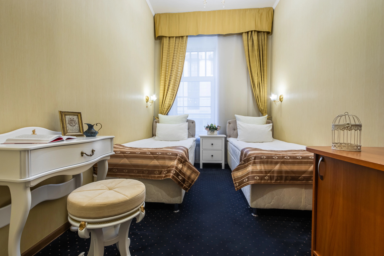 Меблированные комнаты Блюз на Невском