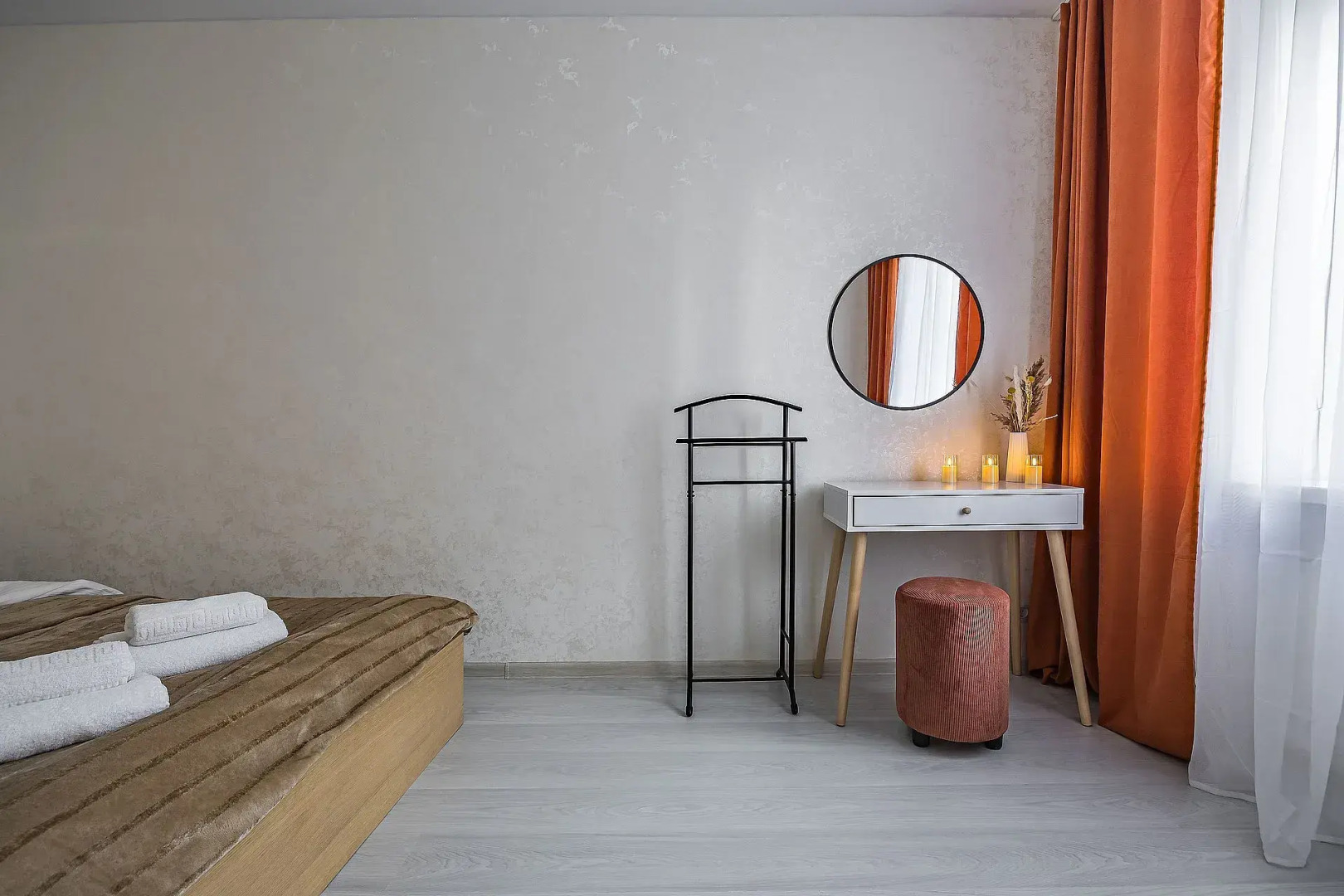 Квартира Светлая на центральной площади до 6 человек