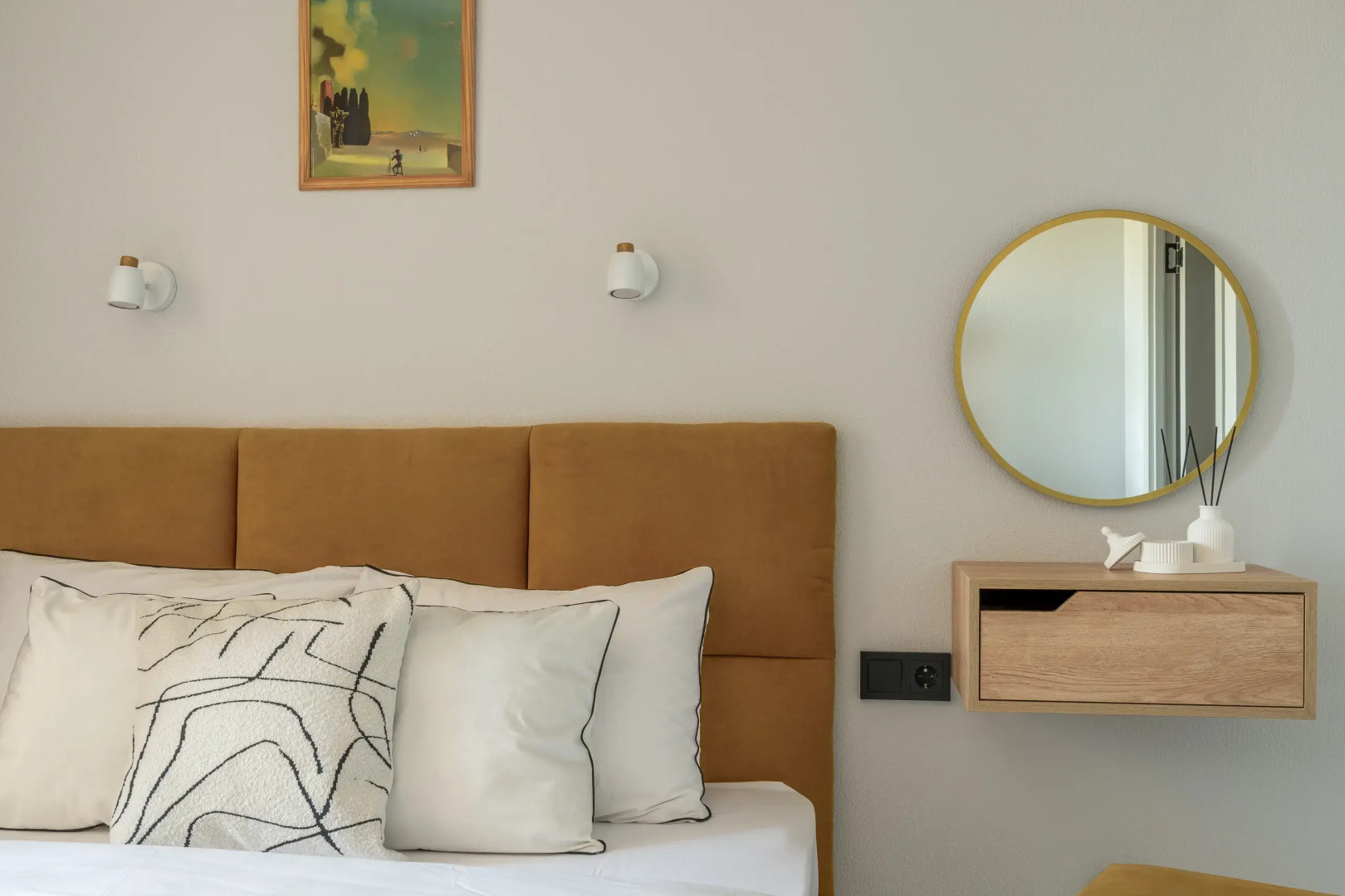 Апартаменты с креслом-коконом на балконе Stepanenkov на Свердлова 32б