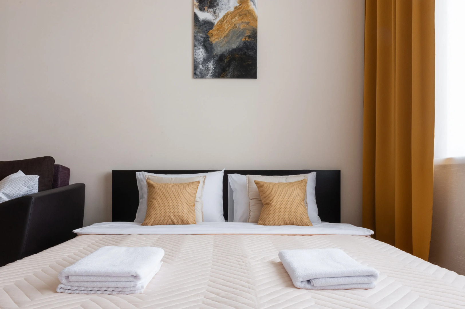 Апартаменты Романова 25