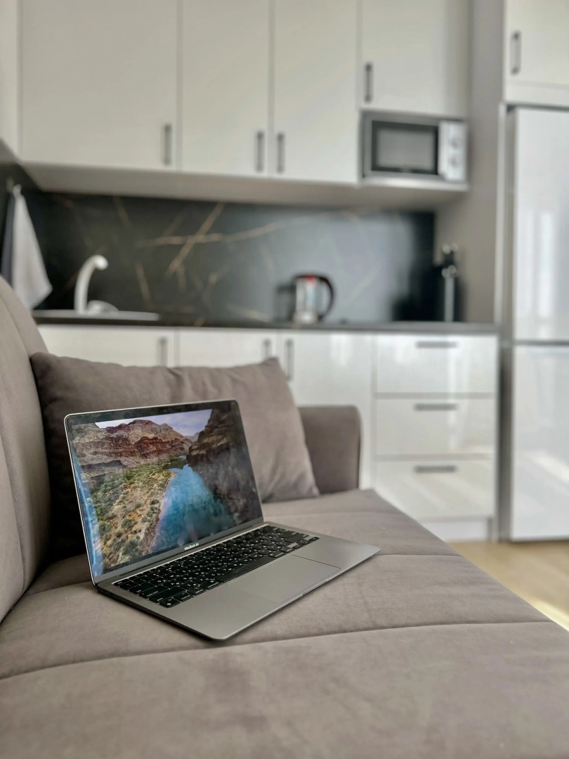 Квартира на проспекте Героев Донбасса 10