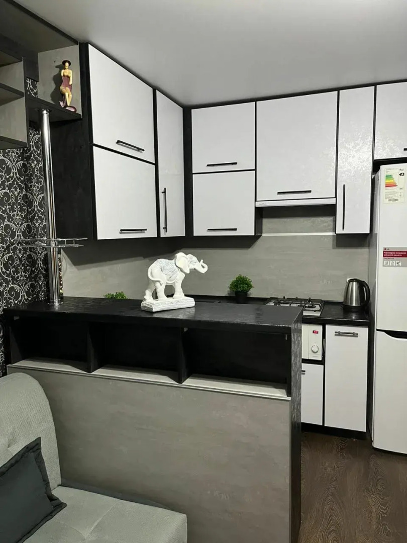 Апартаменты 1-комнатные рядом с Волгой в 6-ом микрорайоне