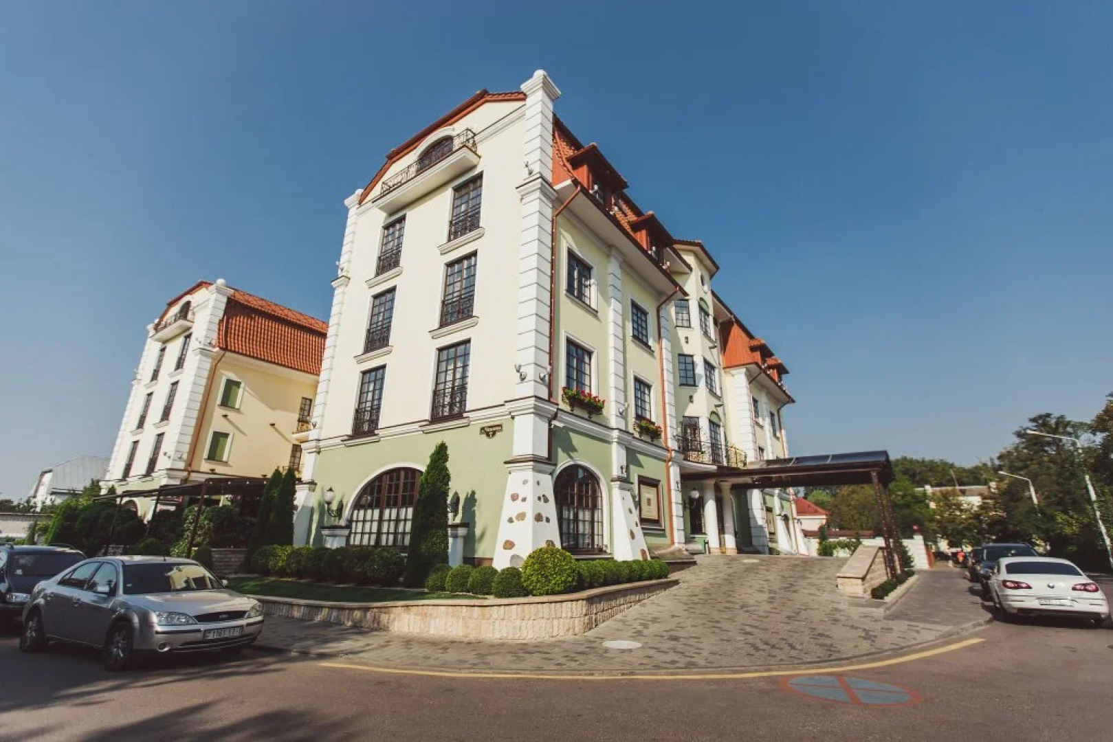 Отель Hermitage TGB