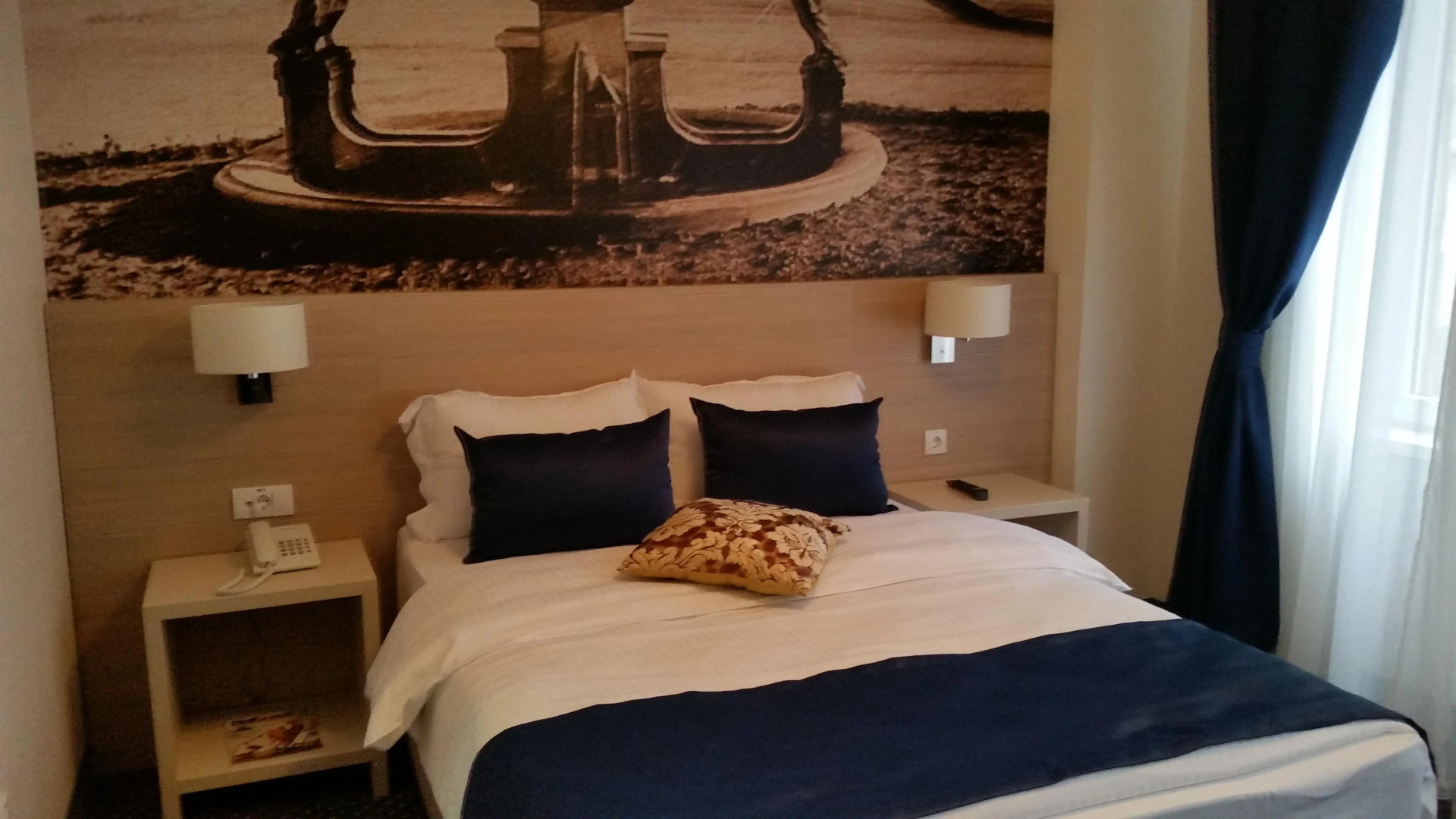 Ночлег и завтрак (B&B) Five Points Square - City Center