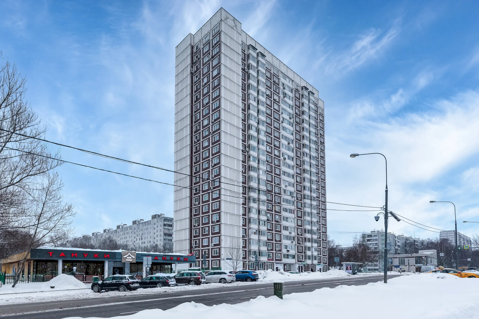 Апартаменты Семейная Квартира на 6 человек м.Домодедовская