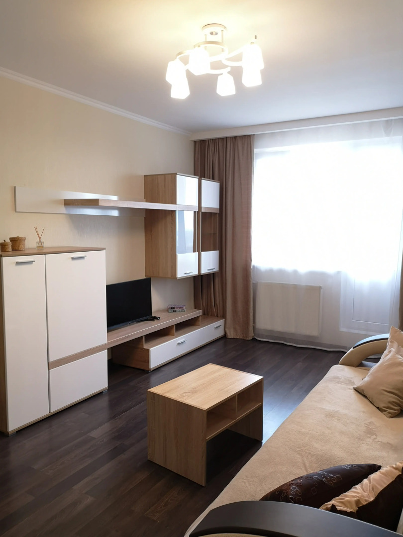 Улучшенные апартаменты Oрехово (Дом у Парка)