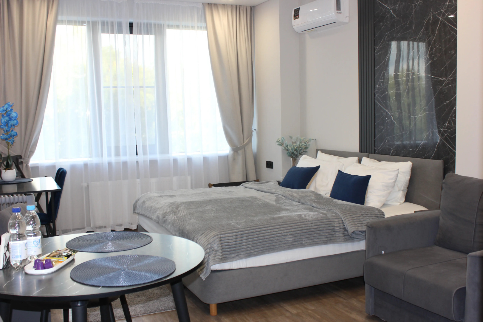 Апартаменты на Родионова Элегия