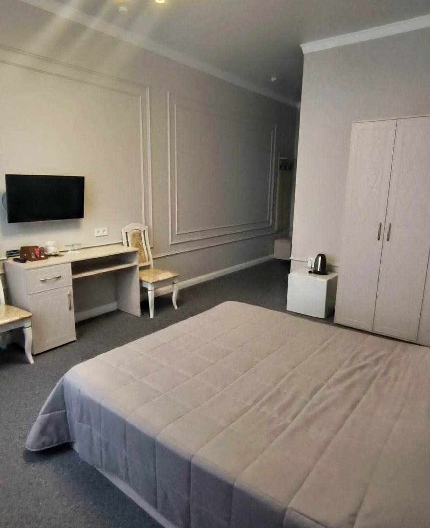 Отель Акрополь