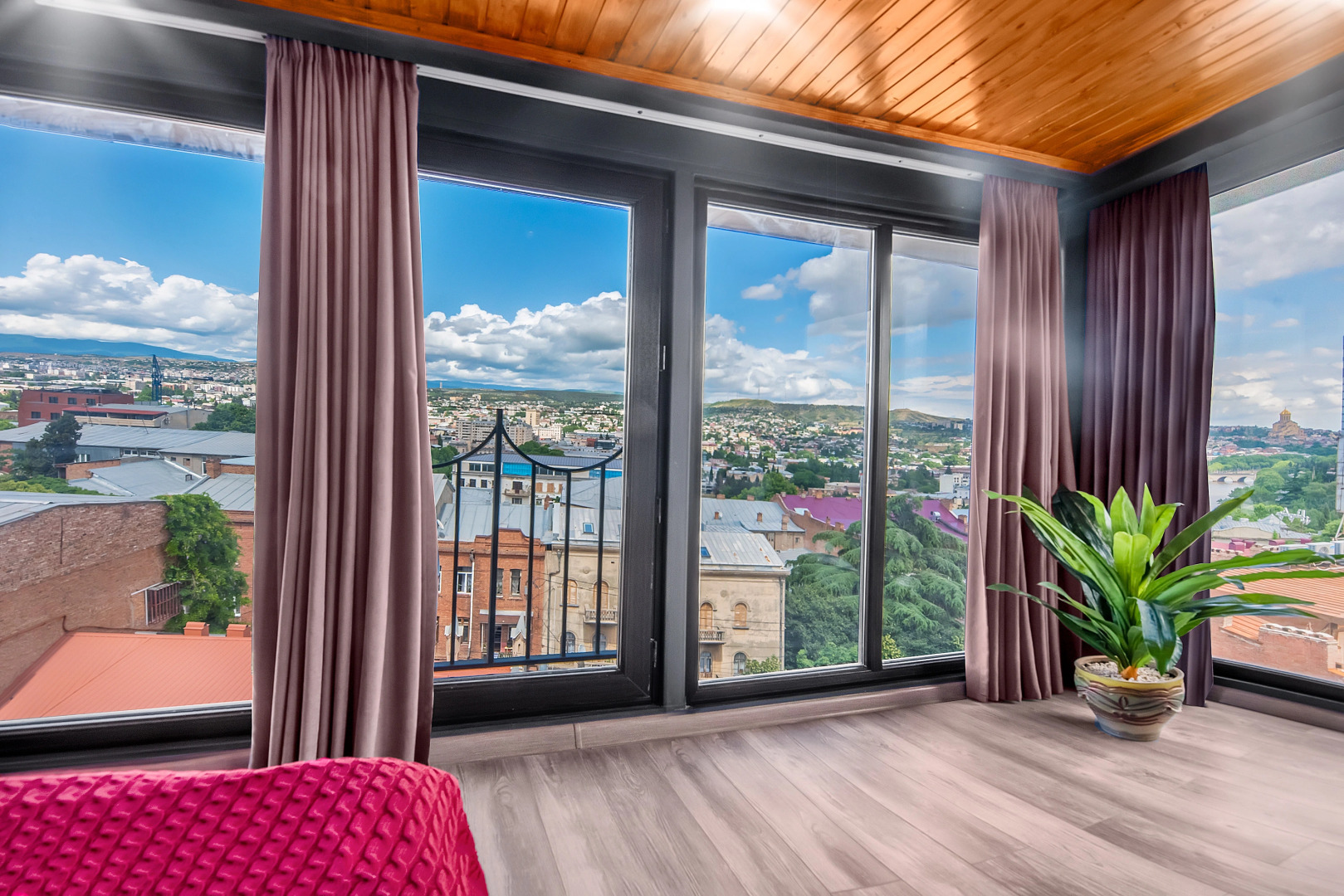 Апартаменты HB apartments Pier Kobakhidze II