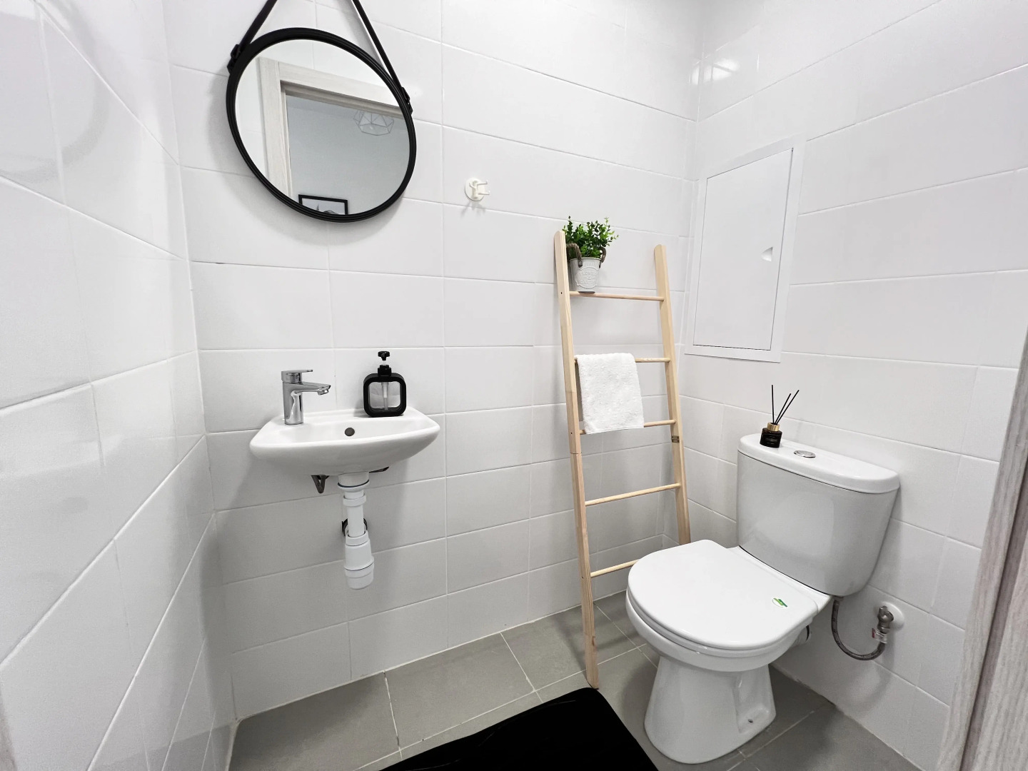 Квартира Двухкомнатная Ботаника