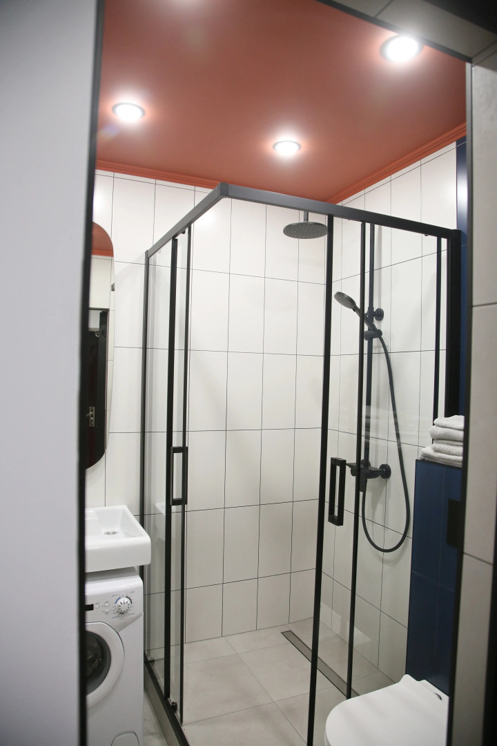 Апартаменты Айвазовский - оранжевое настроение и пол из натуральной сосны в самом центре Калининграда