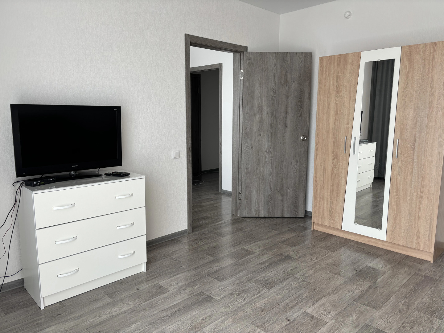 Апартаменты студия спальня на выезде к М5