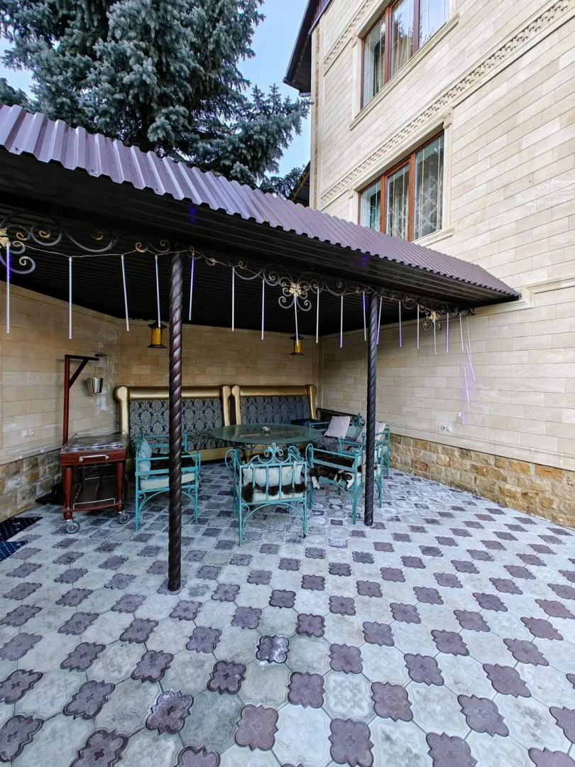 Отель Golden House