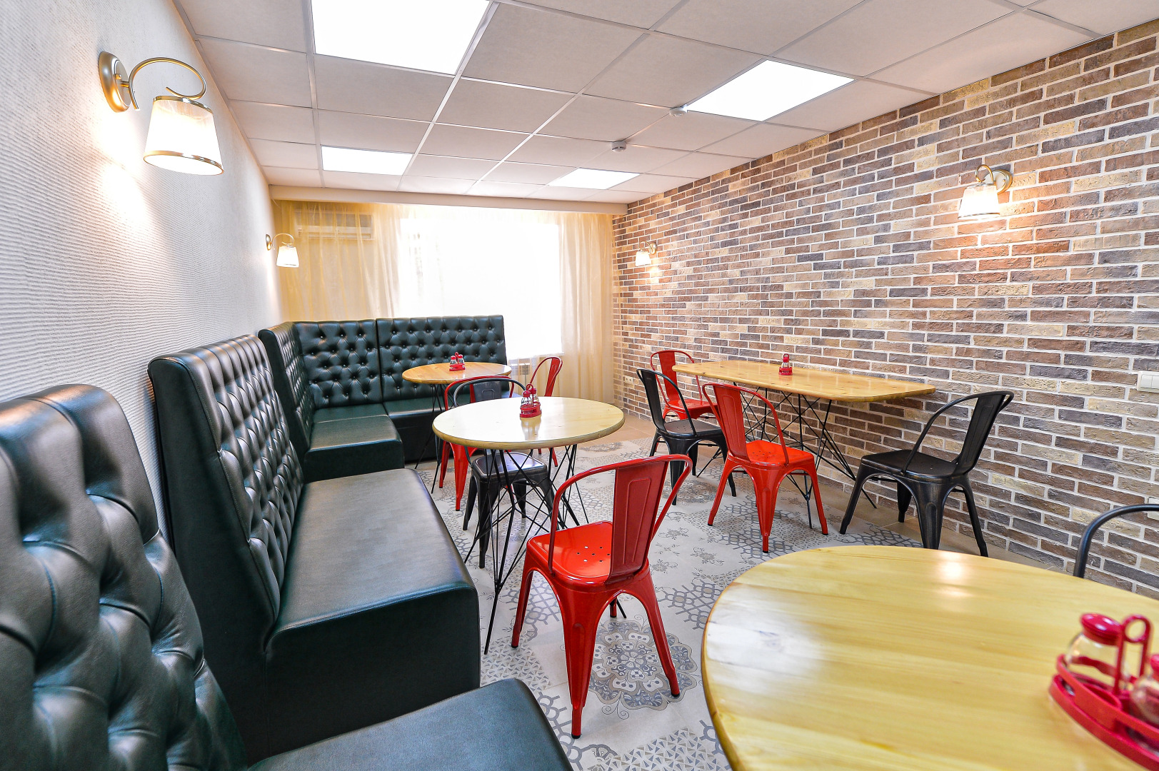 Отель Времена года