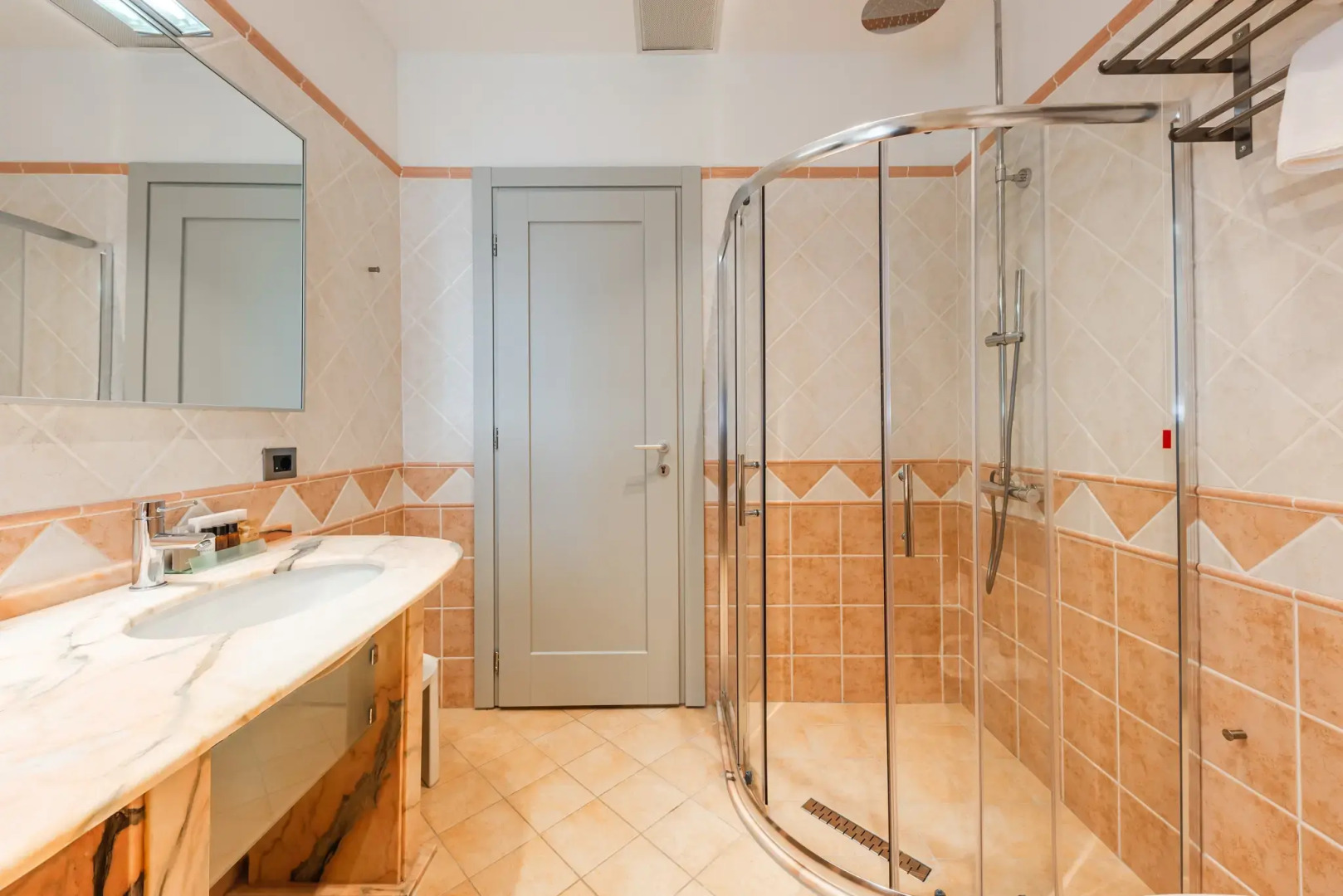 Отель Aragosta Hotel