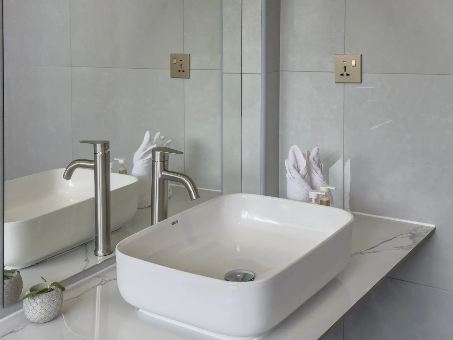 Lagoon Villa Thoddoo