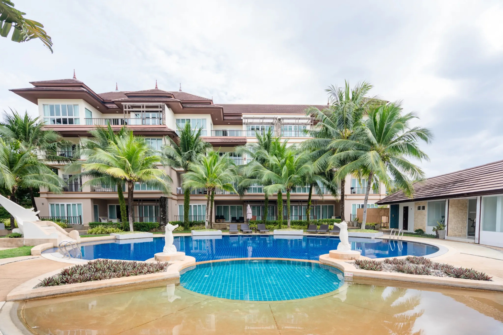 Отель Coco Phuket Bangtao Beach