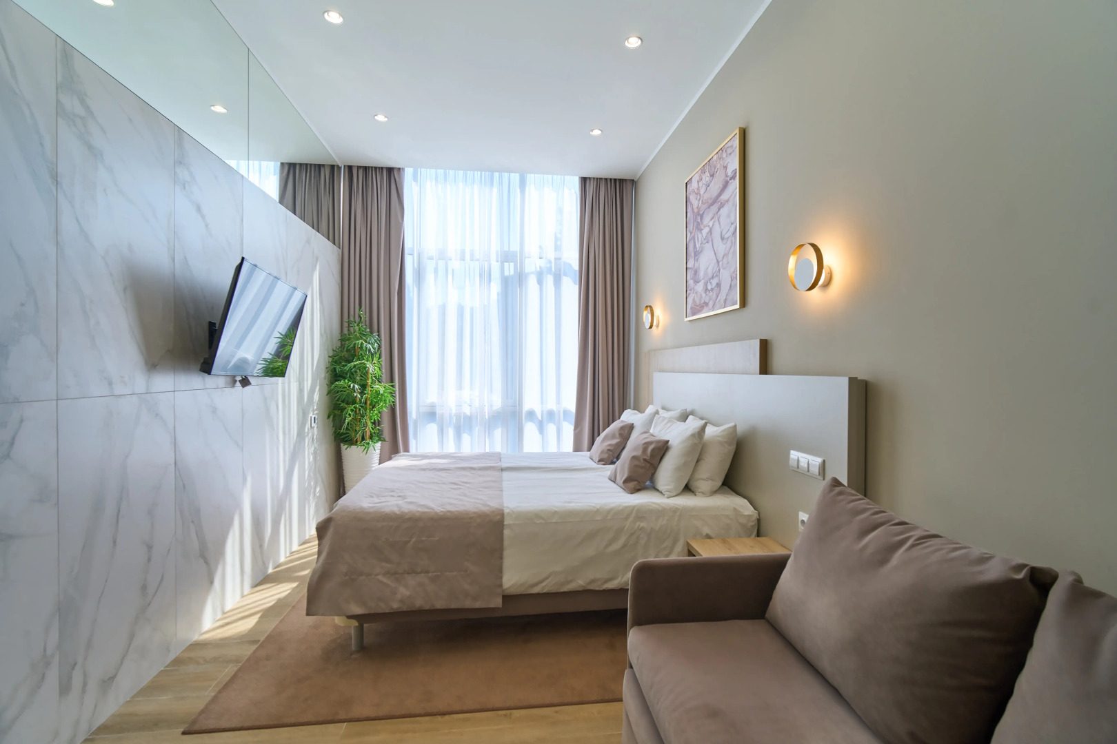 Mirror Residence Отель