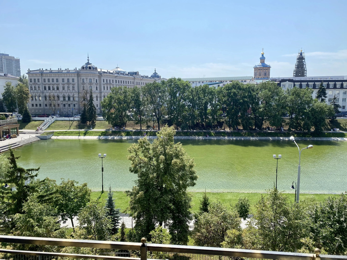 Видовая Двухкомнатная Элитная Квартира на Чёрном Озере