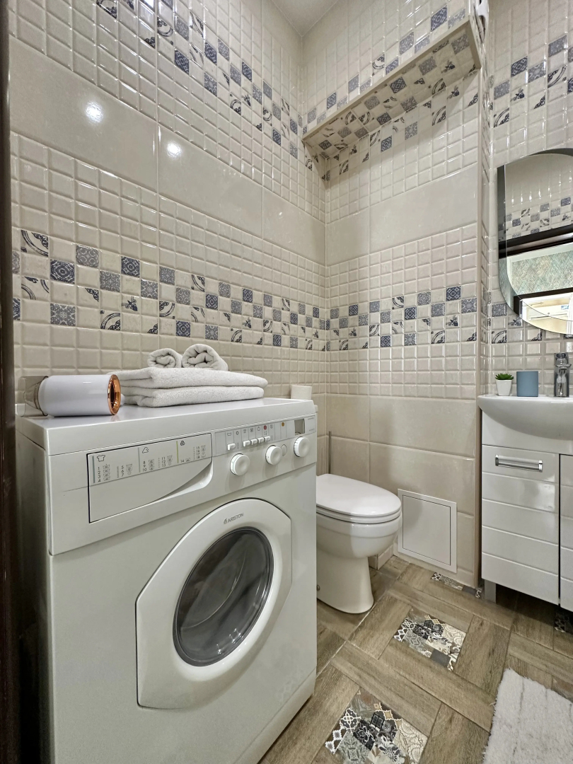 Апартаменты на Аллее Героев в Античном стиле