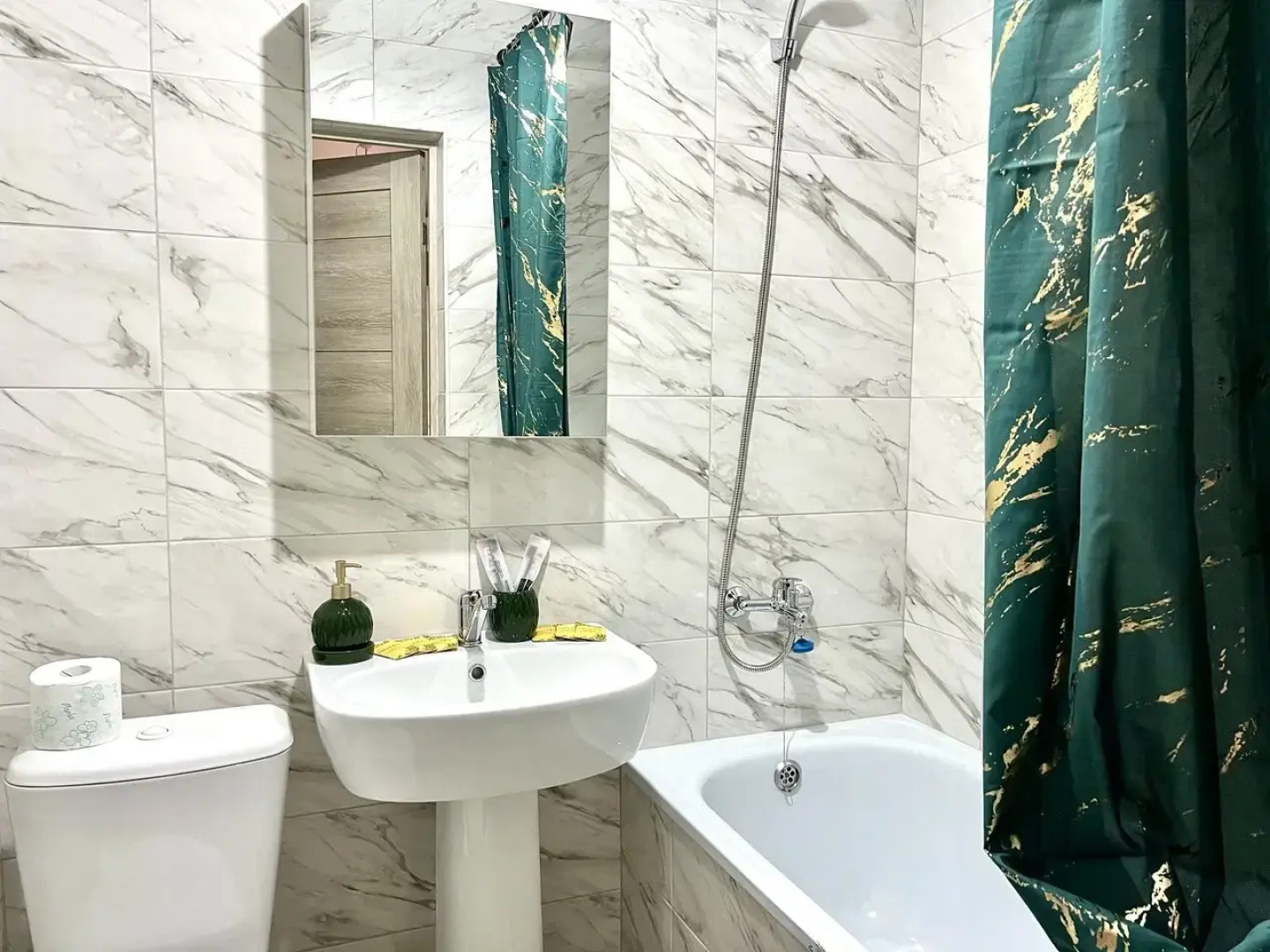 Апартаменты AURA в тихом и уютном районе