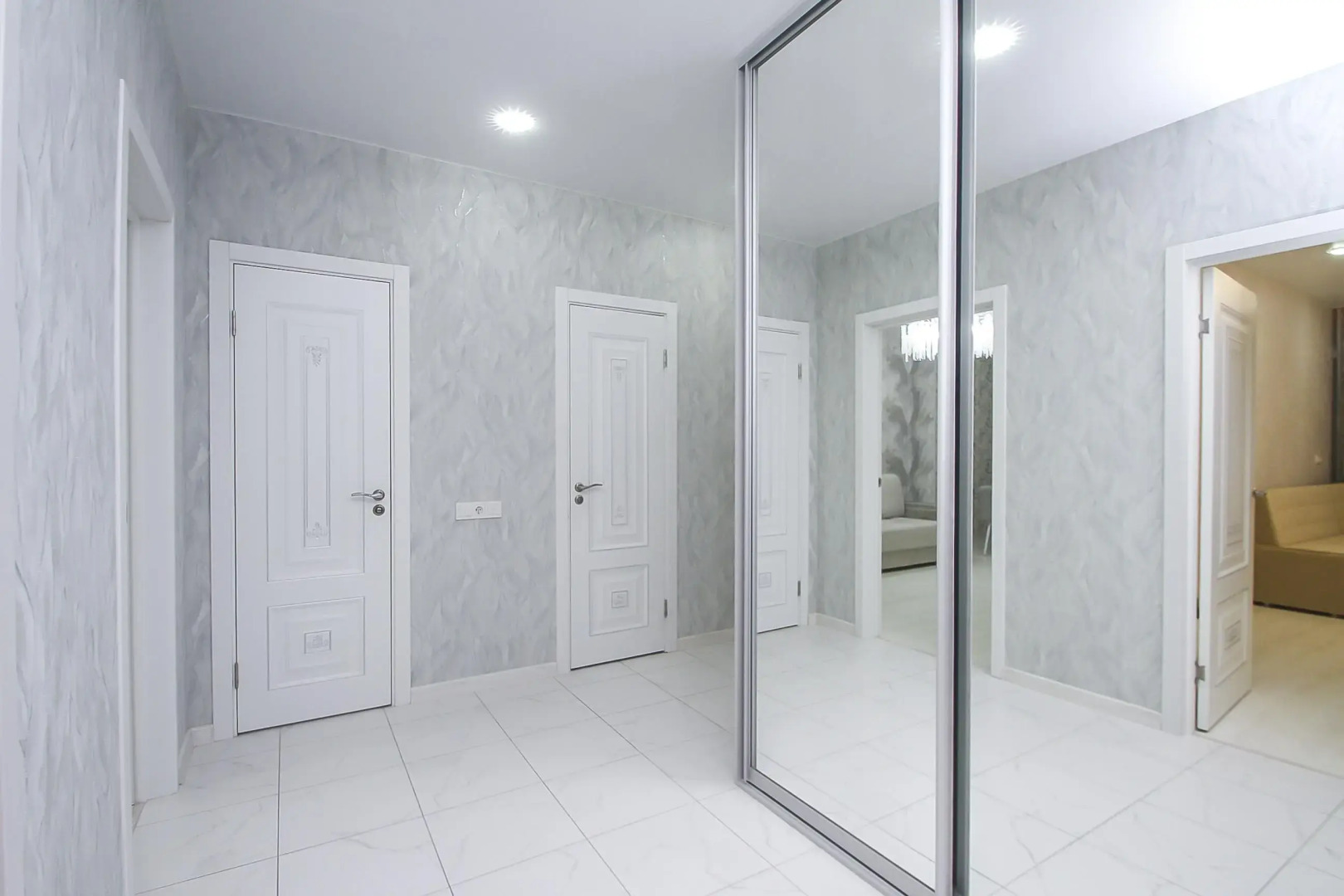 Квартира 2 комнатная Университетская 43