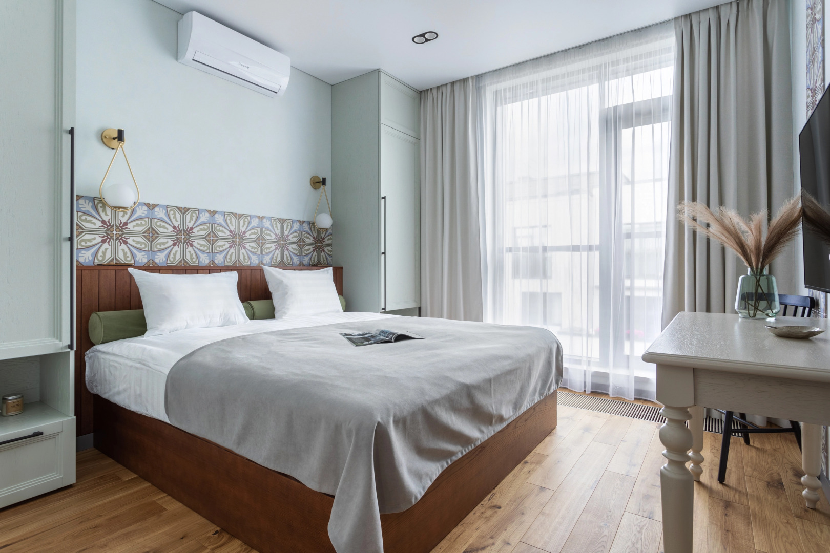 Отель Leon Estate