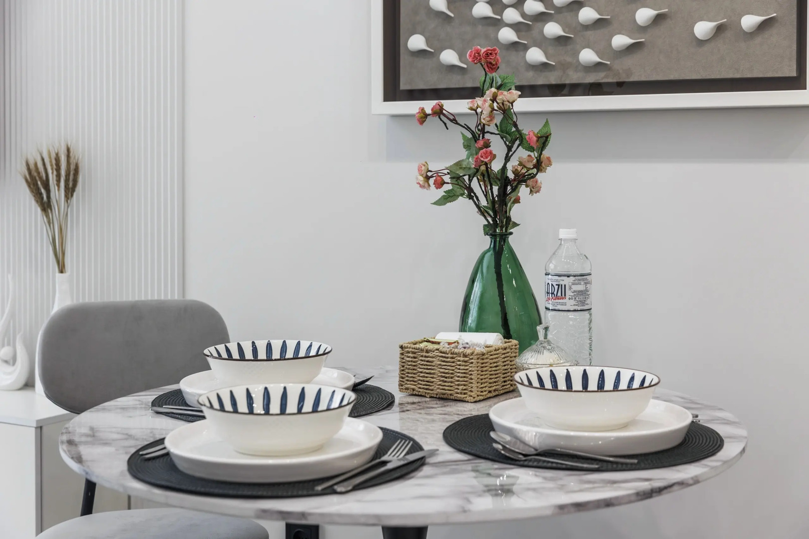 Апартаменты ADT Meridian White Marble