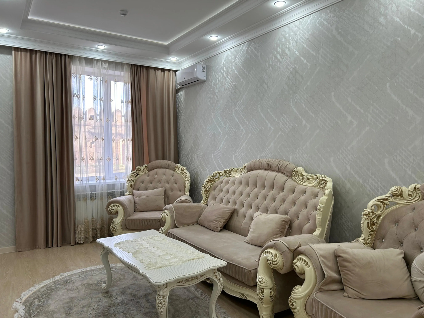 Отель Dash Gapi