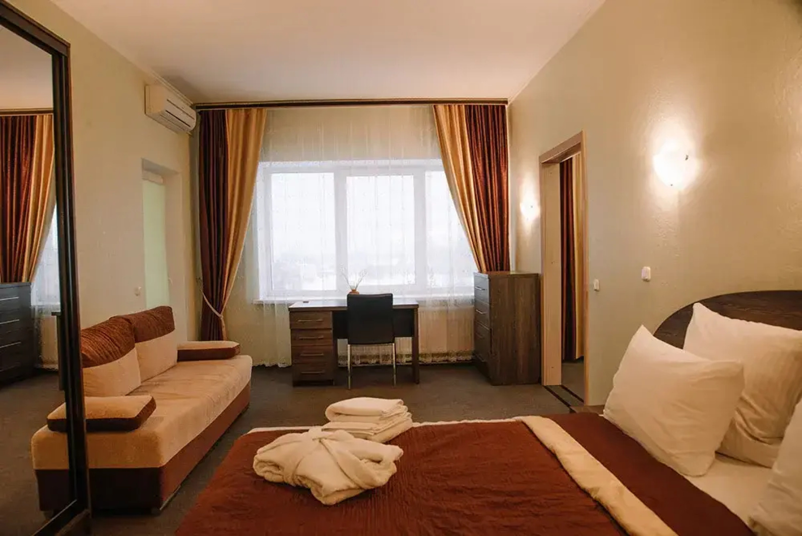 Sun Hotel