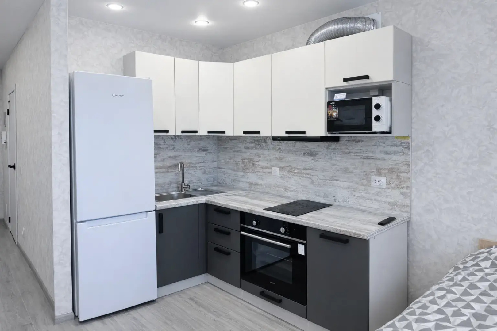 Апартаменты на новой Набережной Зеи