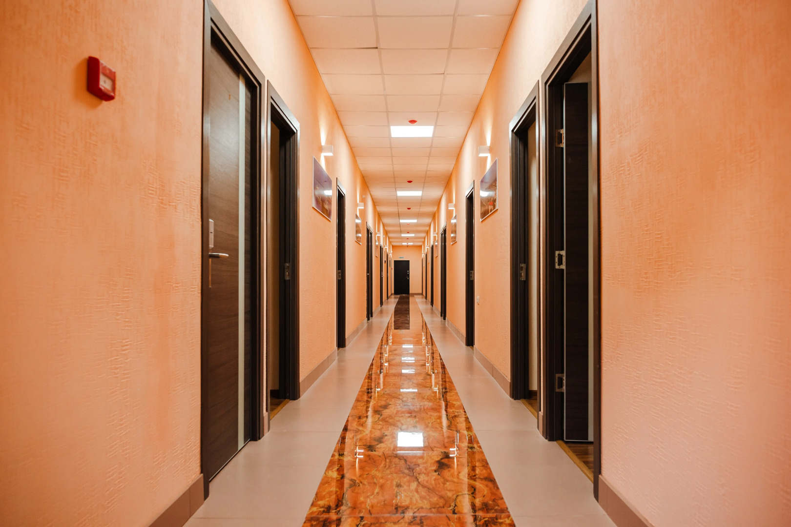 Отель Восток