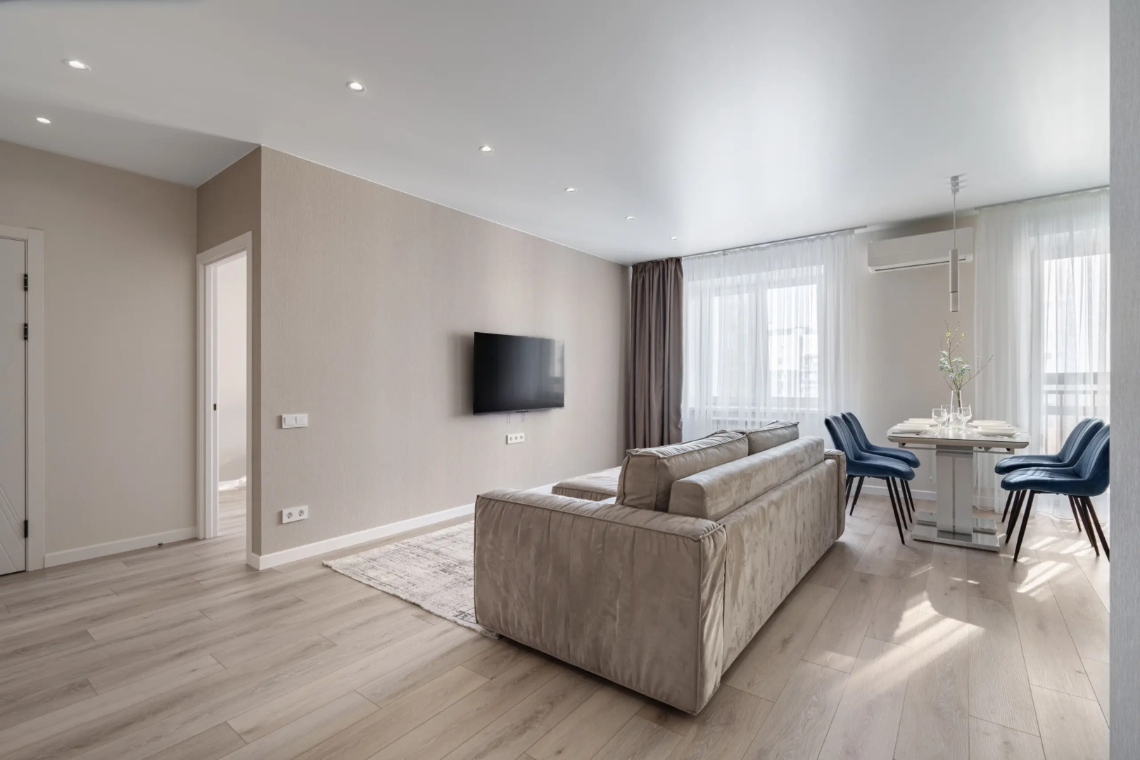 Квартира Krasroom 3-к Люкс в ЖК Александровский