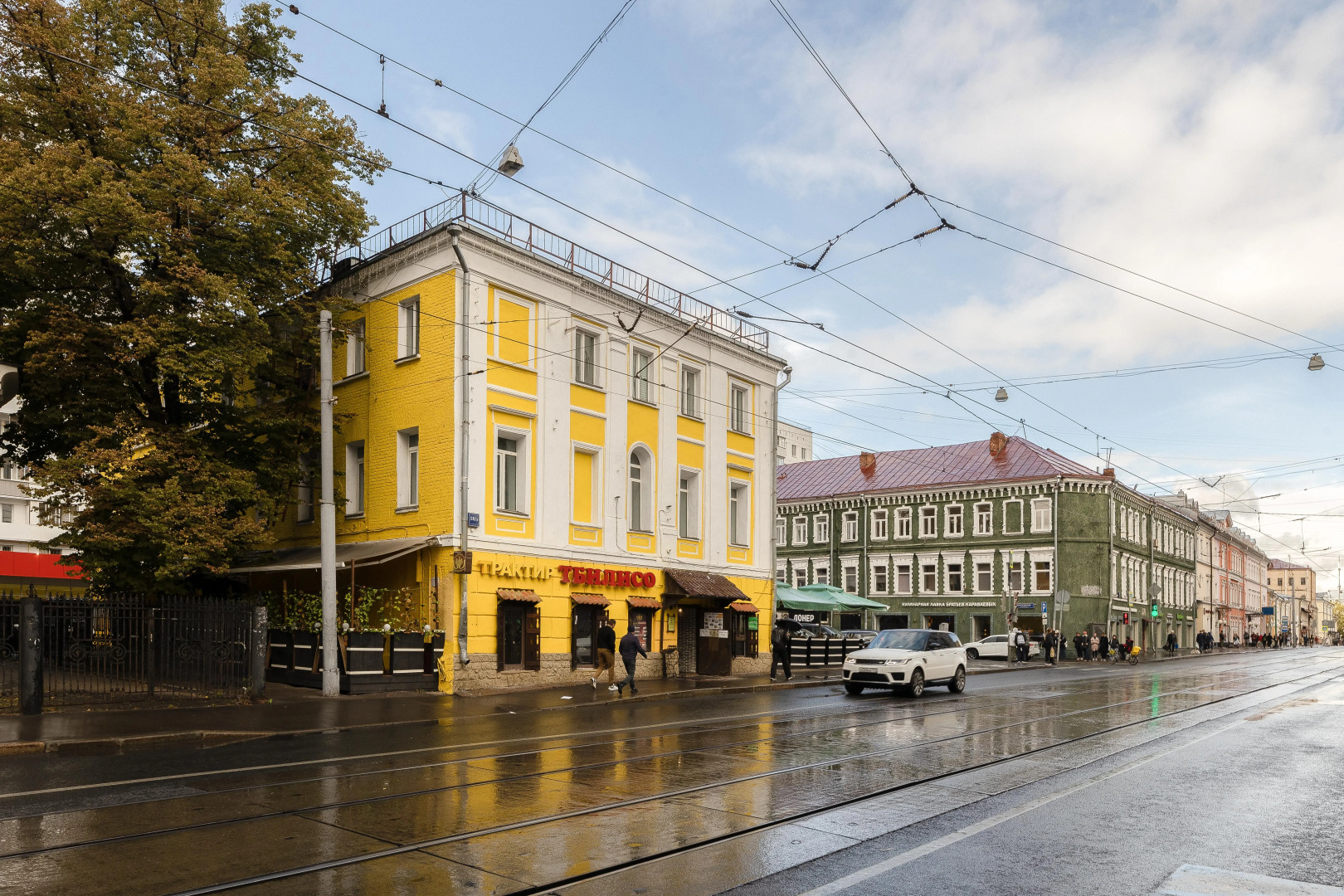 Апартаменты Изумруд Бауманская