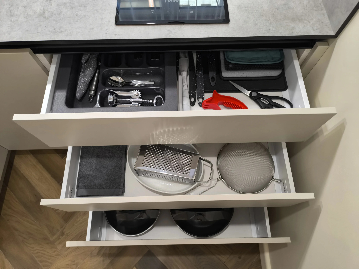 Квартира в ЖК Флора г Сочи ул Искры д 66/9 корпус 1