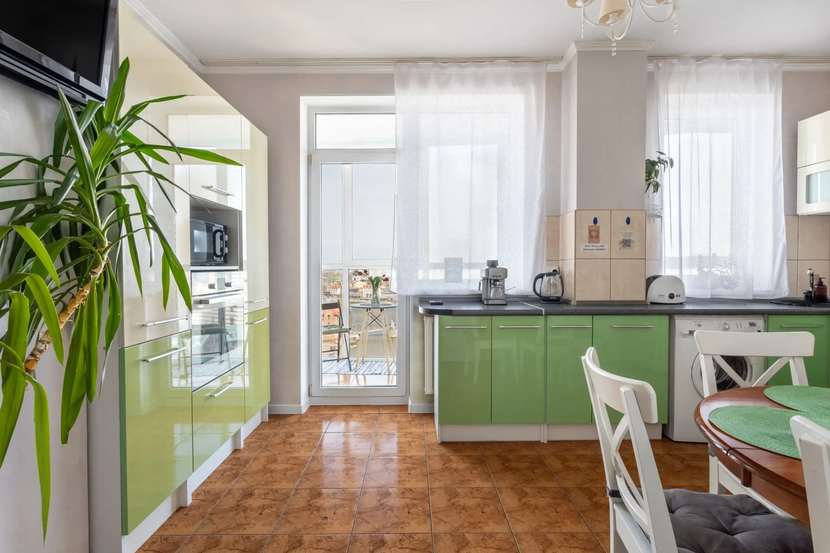 Апартаменты Эпроновская 1