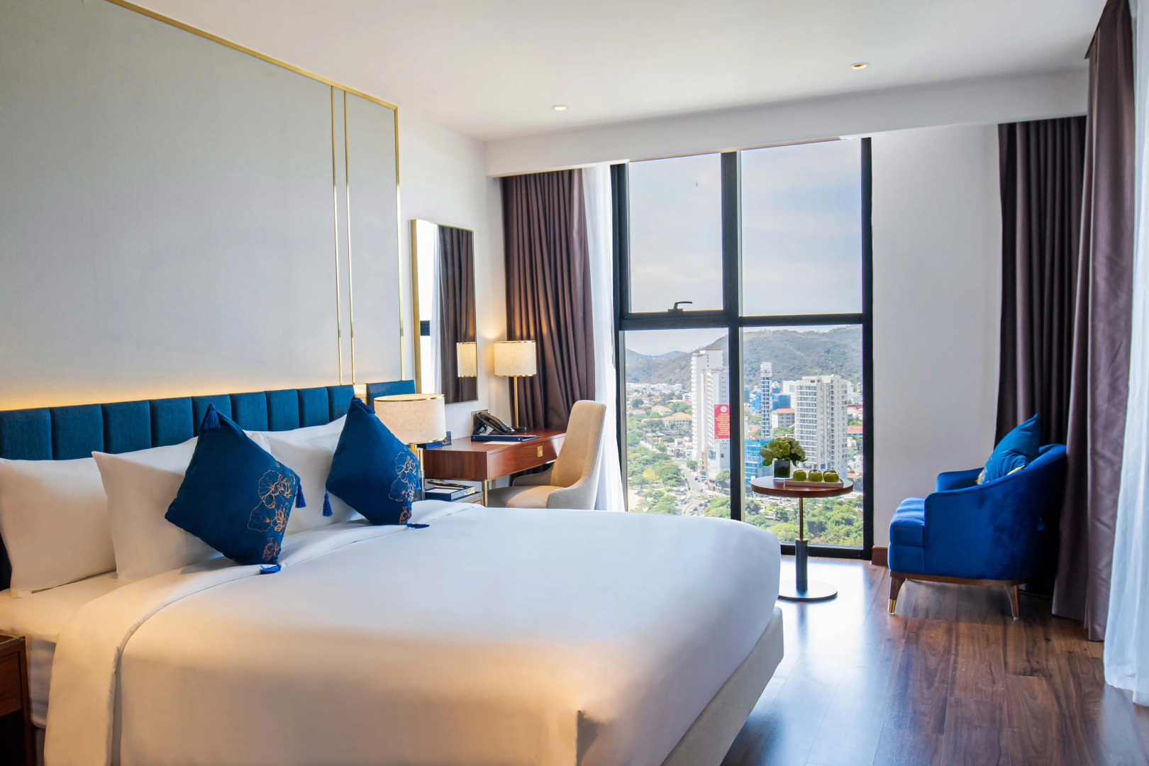 Отель Best Western Premier Marvella Nha Trang