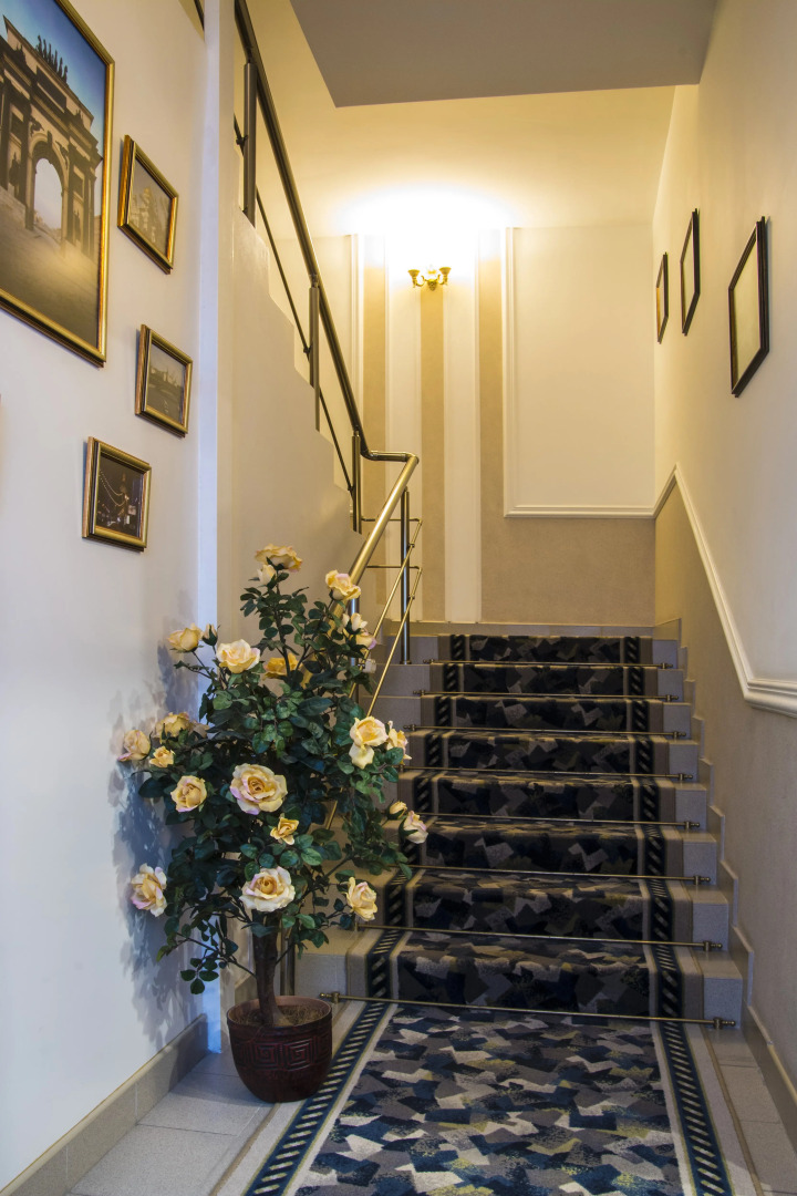 Отель Малетон