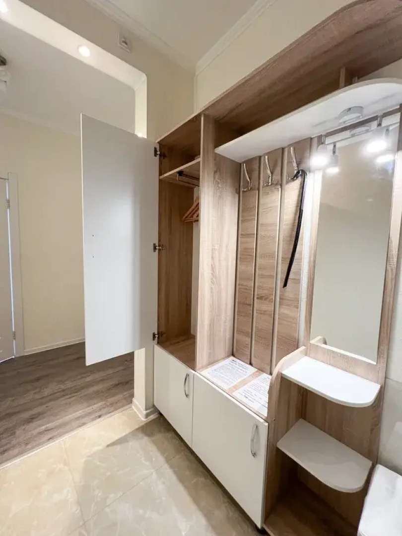 Апартаменты Квартира AlexHome РП Свердловский Алексея Короткова 1