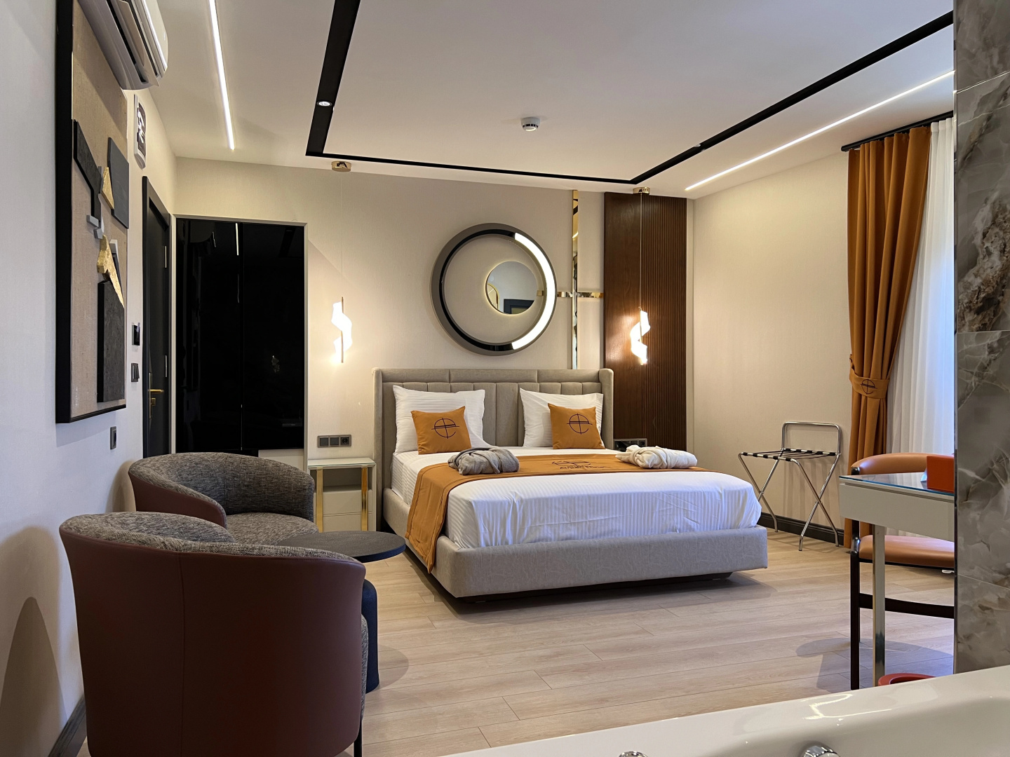 Hotel Elysian Airport